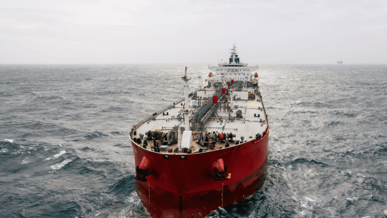 How does the watch keeping system works on the ships ?